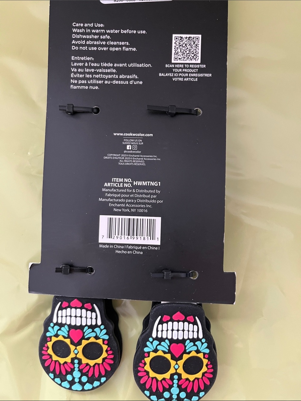 Day of the Dead Sugar Skull Mini Tongs - Black with Multicolor Silicone Tips - Picture 3 of 3
